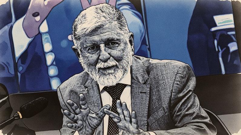 Homem em traje formal, assessor internacional de Lula, posando para a foto (Foto: Reprodução)