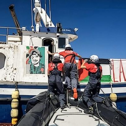 Dez barcos com ajuda para Gaza partem discretamente da Grécia