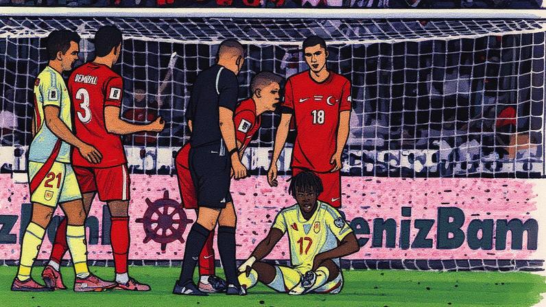 Jogador está deitado no gramado após sofrer uma lesão durante partida contra a Turquia (Foto: Reprodução)