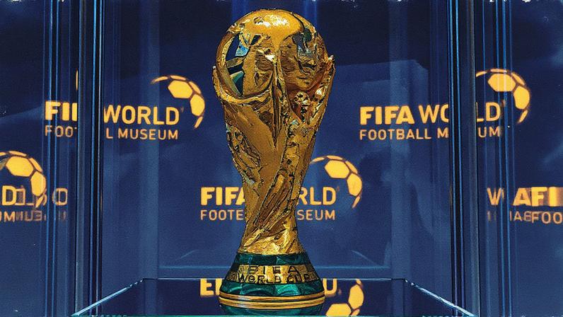 Taça da Copa do Mundo em destaque (Foto: Reprodução)
