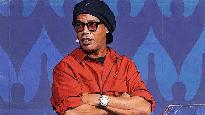 Ronaldinho Gaúcho participa do sorteio da Copa América (Foto: Reprodução)