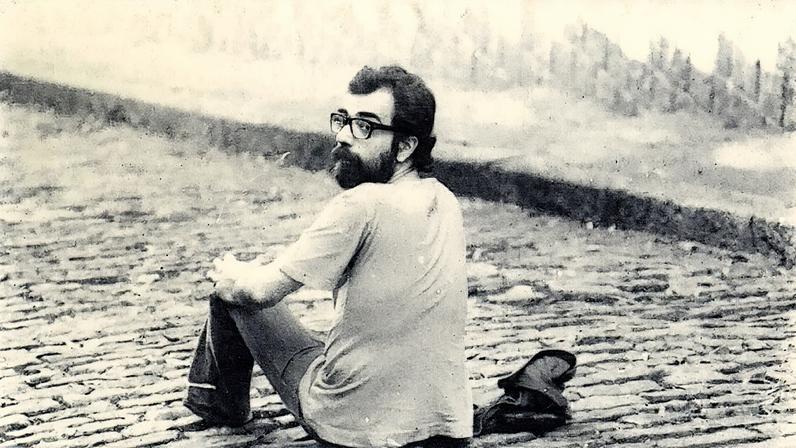 Corpo do pianista brasileiro Francisco Tenório Cerqueira Júnior, identificado pela Equipe Argentina de Antropologia Forense, foi encontrado em uma vala comum na periferia de Buenos Aires (Foto: Reprodução)