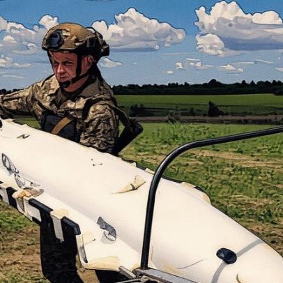Zelenski afirma que Ucrânia pode ajudar Europa a combater incursões de drones russos