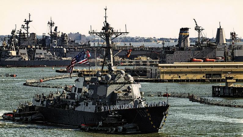 Navio USS Jason Dunham em imagem de arquivo (Foto: Reprodução)