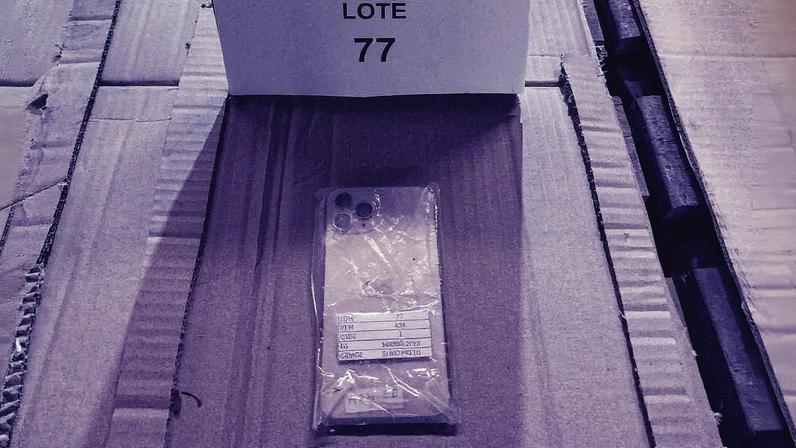 Lote 77 oferece um iPhone 11 Pro pelo preço mínimo de R$ 800 (Foto: Reprodução)