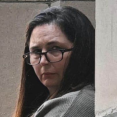 Mulher é condenada à prisão perpétua por envenenar três familiares com cogumelos venenosos