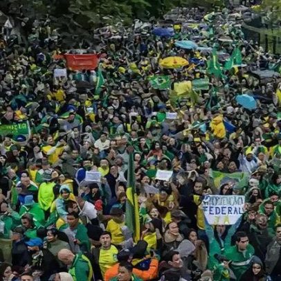 Imprensa destaca a singularidade do julgamento de Bolsonaro em âmbito internacional