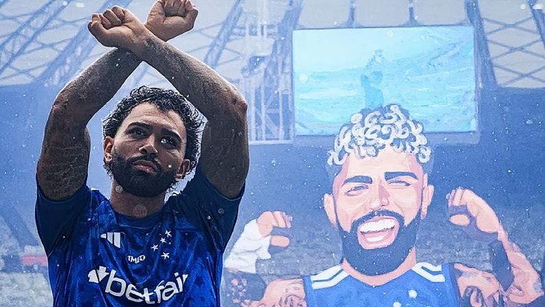 Gabigol durante apresentação como jogador do Cruzeiro no Mineirão (Foto: Reprodução)