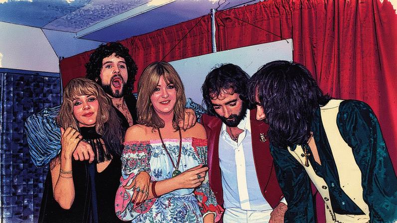 Grupo Fleetwood Mac posando em Los Angeles, em 1 de setembro de 1977 (Foto: Reprodução)