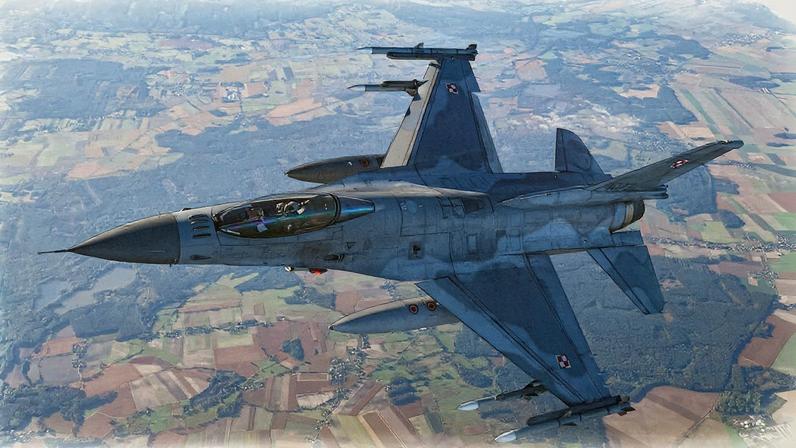 Caça F-16 sobrevoa o centro da Polônia, parte do Escudo Aéreo da Otan (Foto: Reprodução)