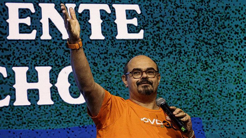 Mateus Simões, vice-governador de Minas Gerais, participa de convenção do Partido Novo em São Paulo que anunciou a pré-candidatura de Zema à Presidência (Foto: Reprodução)