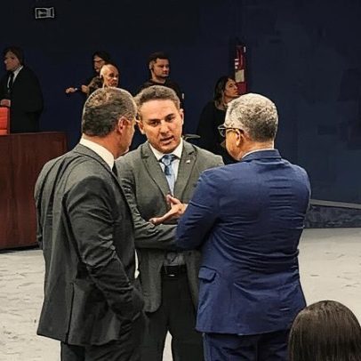 Deputados marcam presença no terceiro dia do julgamento de Jair Bolsonaro no STF
