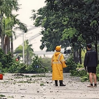 "Tufão Ragasa mata 17 em Taiwan e atinge China após passar por Hong Kong"