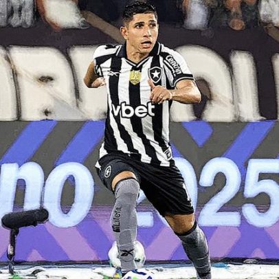Savarino não convocado mas pode jogar clássico pelo Botafogo