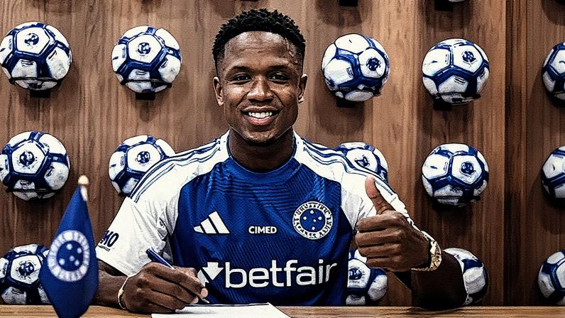 Luis Sinisterra é apresentado como o novo reforço do Cruzeiro (Foto: Reprodução)