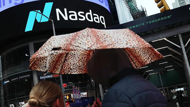 A Nasdaq Marketsite é vista durante o pregão matutino em Nova York (Foto: Reprodução)
