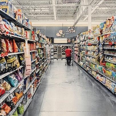 Cortes nos benefícios do SNAP transformam a forma como americanos compram alimentos