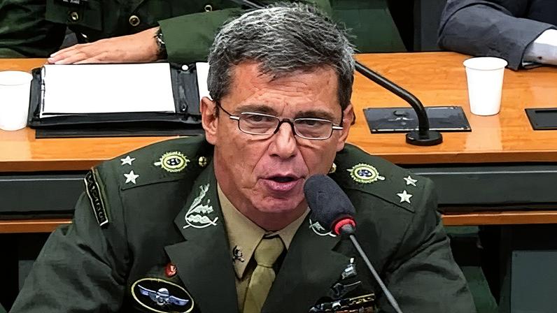 General de brigada Mário Fernandes em uniforme militar (Foto: Reprodução)