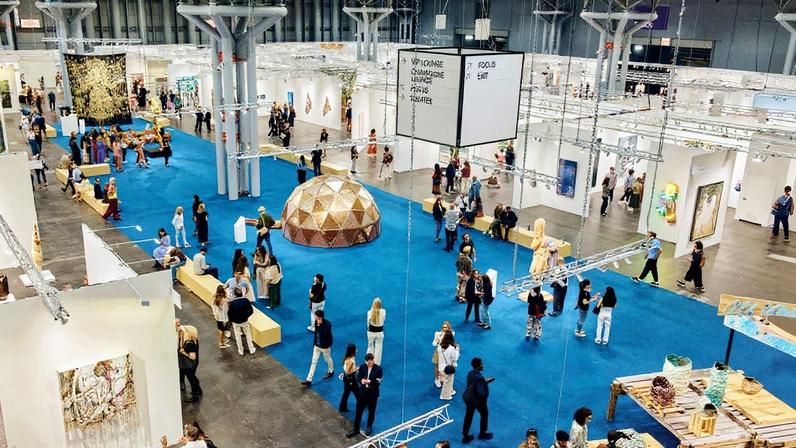 Vista da edição de 2024 do Armory Show, a primeira sob a direção de Kyla McMillan (Foto: Reprodução)