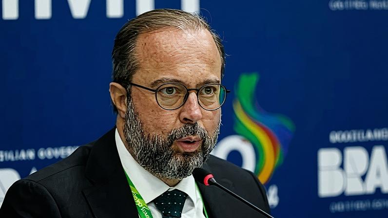Ministro de Minas e Energia, Alexandre Silveira, em evento oficial (Foto: Reprodução)