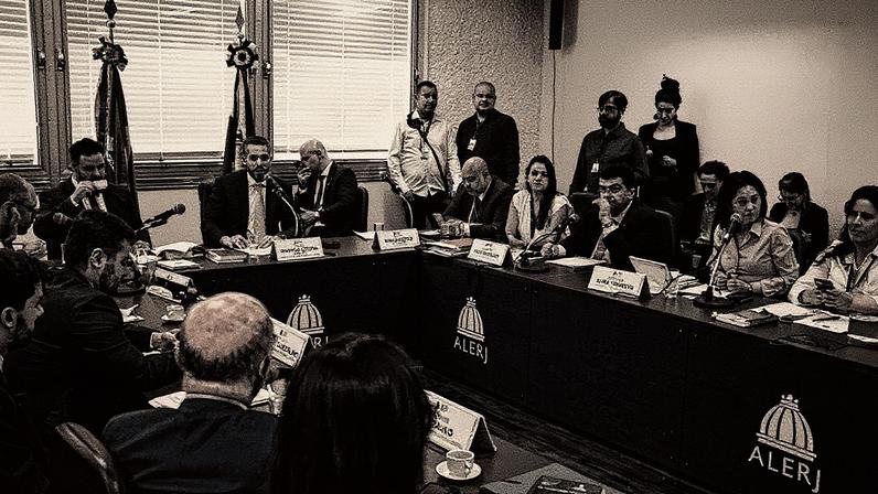 Reunião da CCJ da Alerj aprova parte de pacote de segurança, com foco em projetos econômicos (Foto: Reprodução)
