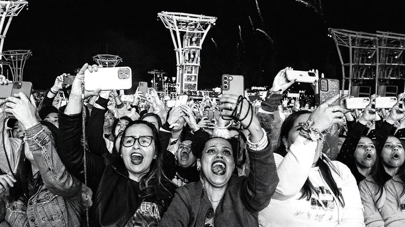 Público emocionado durante show dos Backstreet Boys no The Town 2025 (Foto: Reprodução)