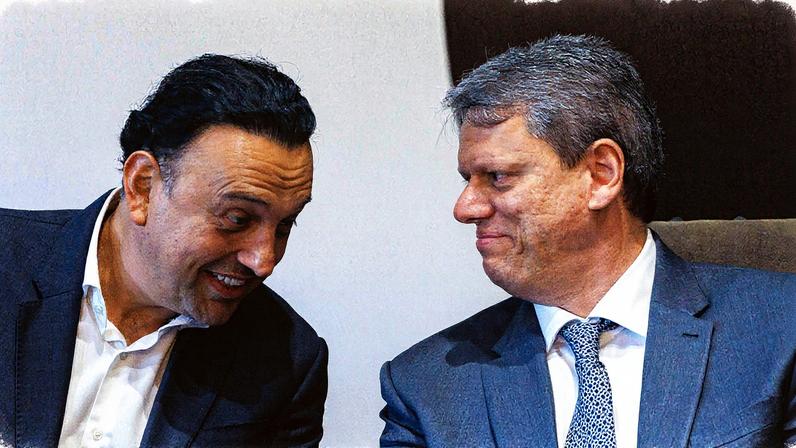 Governador Tarcísio de Freitas e o vice Felício Ramuth durante cerimônia no Palácio dos Bandeirantes (Foto: Reprodução)
