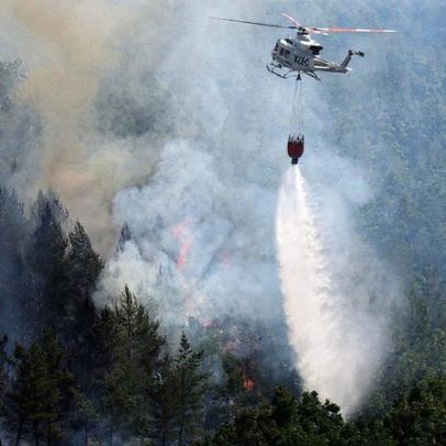 Primeiro-ministro da Espanha reconhece falhas na resposta a incêndios após mortes