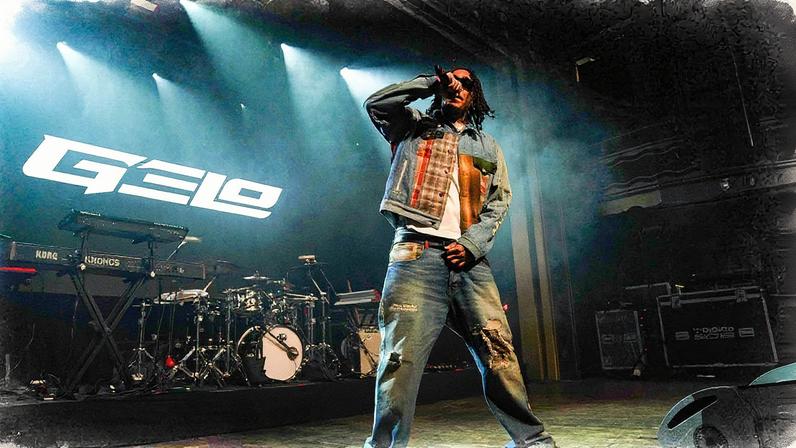 Leon Thomas e GELO se apresentaram no Webster Hall, em Nova York, durante o evento Billboard's Hip-Hop/R&B Live em 5 de setembro (Foto: Reprodução)