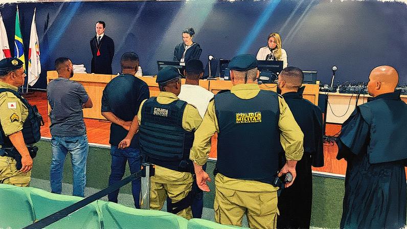 Réu é preso por porte de cocaína durante julgamento após ser absolvido no Tribunal do Júri em Minas Gerais (Foto: Reprodução)