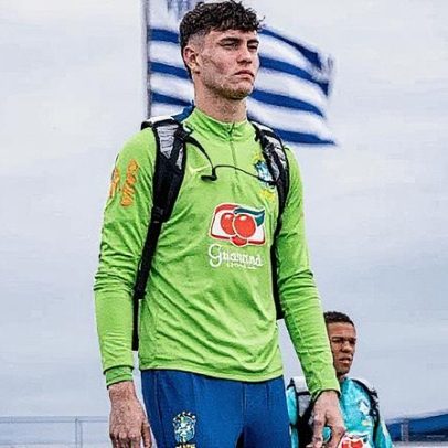 Grêmio recebe sondagens de clubes da Premier League por joia da seleção de base