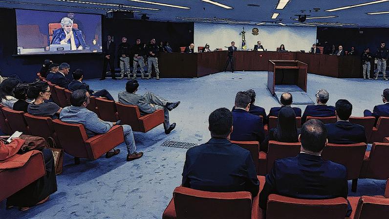 A primeira turma do Supremo Tribunal Federal (STF) dá prosseguimento ao julgamento do ex-presidente Jair Messias Bolsonaro e mais sete réus acusados de planejarem um golpe de Estado (Foto: Reprodução)