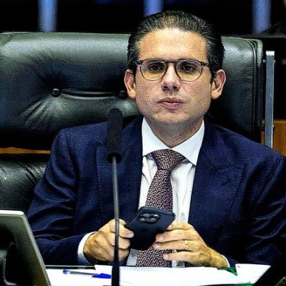 Motta afirma não ter sido consultado sobre estratégia da oposição por Eduardo Bolsonaro
