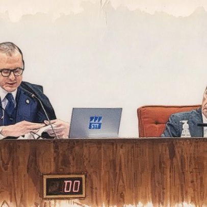 Barroso defende julgamento como marco e refuta acusações de perseguição política