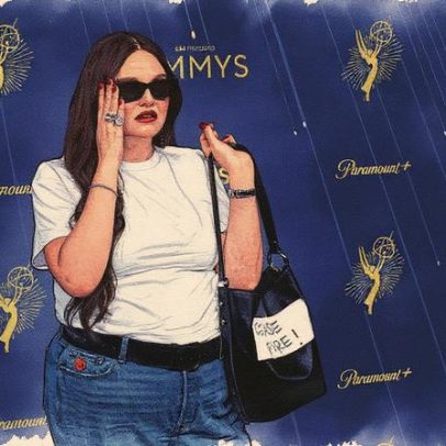 Atriz protesta no Emmy com bolsa 'cessar fogo' enquanto usa jeans e camiseta