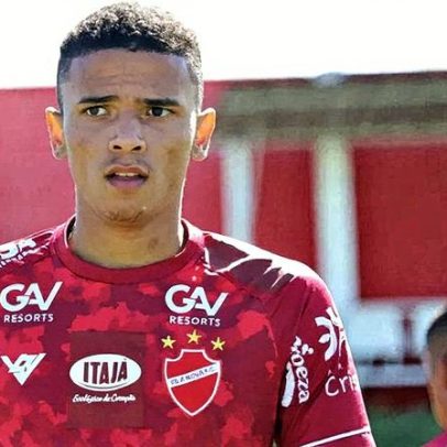 STJD anula punições e reintegra jogadores banidos há dois anos