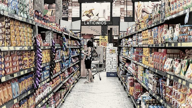 O conceito de “ultraprocessados” abrange centenas de alimentos de categorias e perfis nutricionais distintos (Foto: Reprodução)