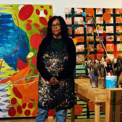 Cynthia Hawkins redefine a arte com suas abstrações inovadoras e pessoais