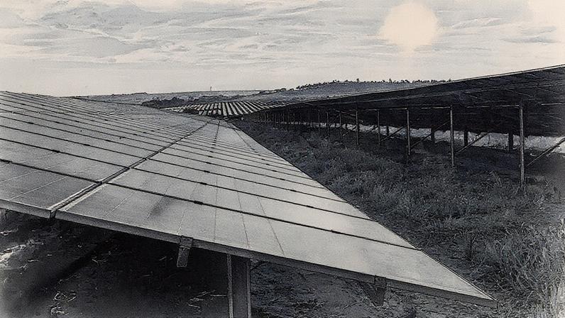 Paineis de energia solar instalados em uma área rural no interior de São Paulo (Foto: Reprodução)