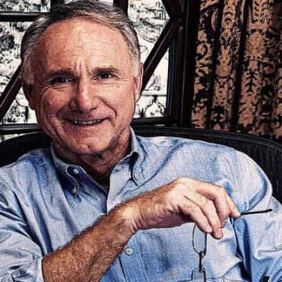 Dan Brown revela trecho inédito de 'O segredo final', que chega às livrarias em setembro