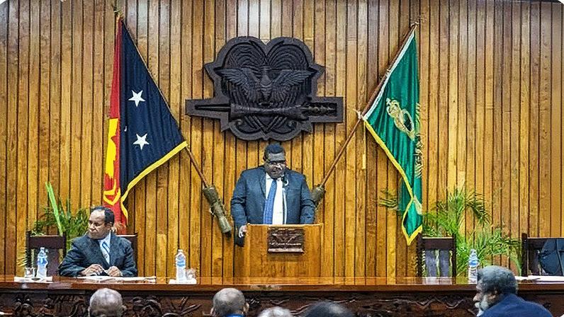 Parlamento da Papua Nova Guiné em vista externa (Foto: Reprodução)
