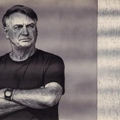 Grupo de WhatsApp do condomínio de Bolsonaro discute cerveja e picanha