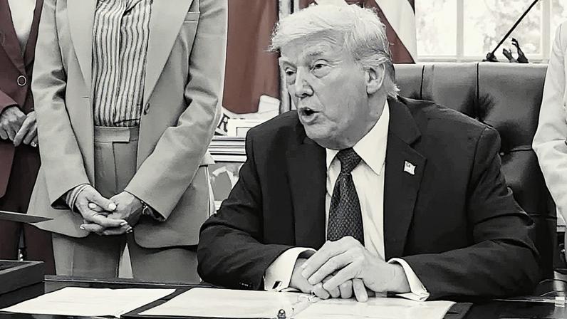 Presidente dos EUA, Donald Trump, fala durante evento no Salão Oval da Casa Branca em Washington, D.C. (Foto: Reprodução)