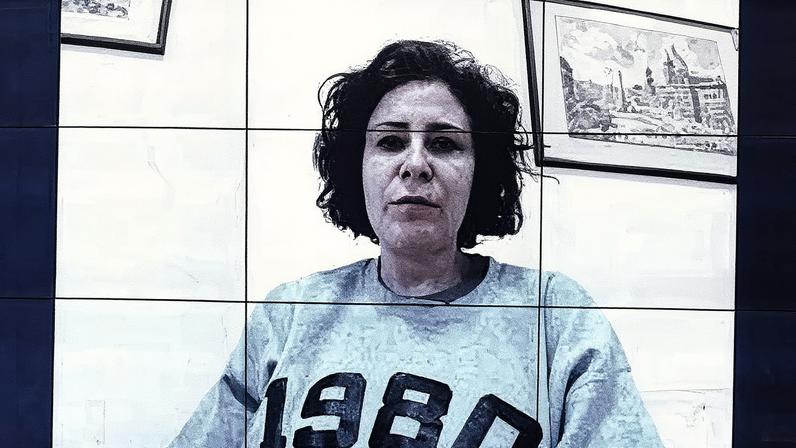 Moraes revoga bloqueio de redes sociais de Carla Zambelli