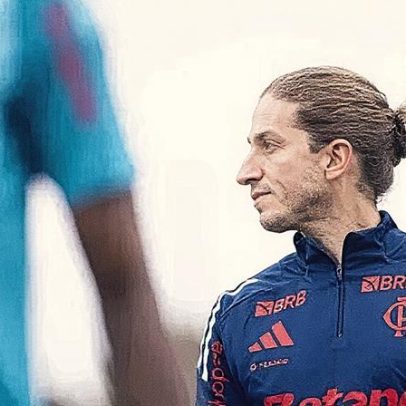 Filipe Luís mantém incerteza sobre titularidade de Jorginho