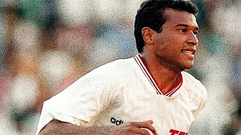 Müller detonou Luciano nas redes sociais (Foto: Acervo SPFC)