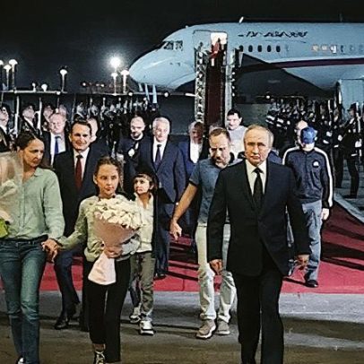 Assassinos e saboteadores para o Ocidente; heróis na Rússia