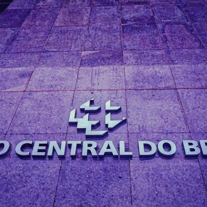 BC vende US$ 2 bilhões em leilões de linha