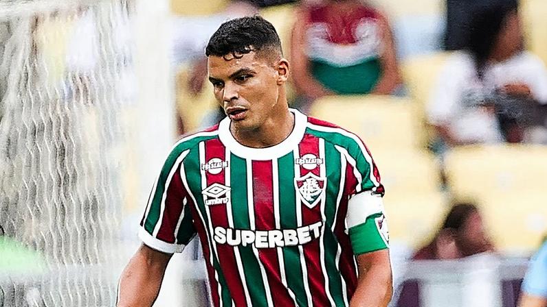 Thiago Silva em ação pelo Fluminense contra o Botafogo (Marina Garcia / Fluminense FC)