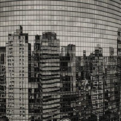 Fusões e aquisições caem no setor imobiliário, enquanto shoppings se mantêm fortes